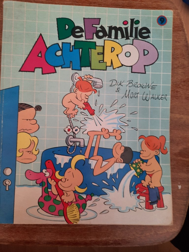 de Familie Achterop 9, Boeken, Stripboeken, Eén stripboek, Ophalen of Verzenden, Gelezen