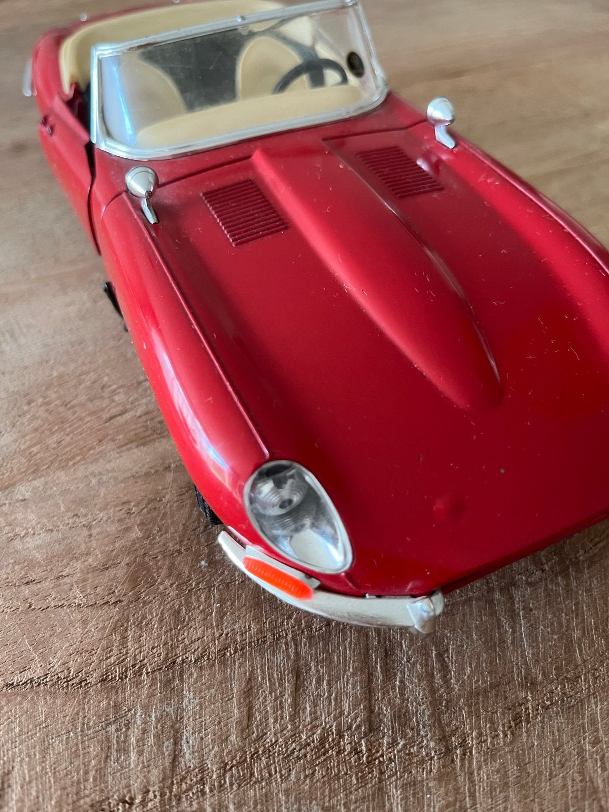 Burago Jaguar E-Type (1961) Schaalmodel 1:18 Rood, Ophalen of Verzenden, Gebruikt, Bburago
