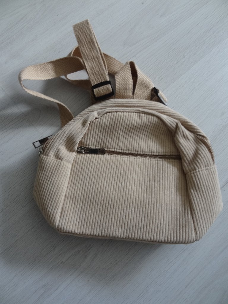 rugtas / rugzak voor kinderen in beige - nieuw, Ophalen of Verzenden, Nieuw, Sport-/zwemtas, Beige