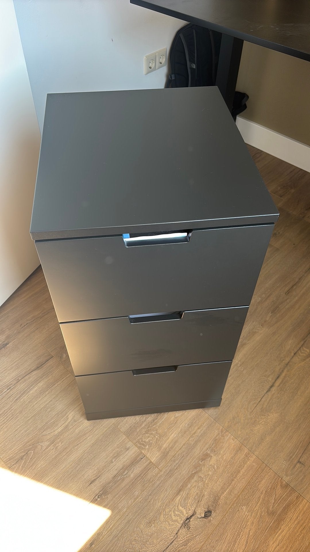 Nordli ladekast zwart 3 lades zo goed als nieuw, Ophalen, 50 tot 100 cm, Zo goed als nieuw, 3 of 4 laden
