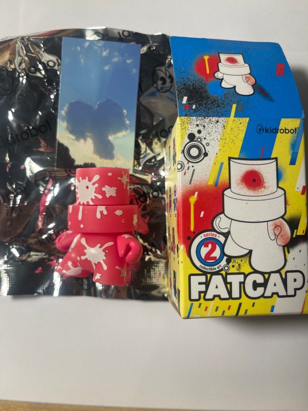 Kidrobot Fatcap Series 2 – Tilt Chase (Hot Pink Splatter), Verzamelen, Verzenden, Zo goed als nieuw