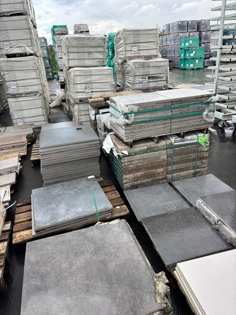 Kleine restpartijen tuintegels en klinkers – OP=OP, Tuin en Terras, Nieuw, Ophalen of Verzenden, 10 m² of meer, Beton