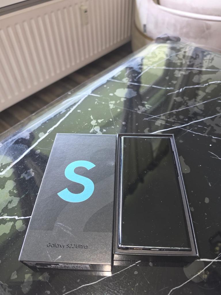 Samsung Galaxy S22 Ultra, Zwart, Touchscreen, Ophalen of Verzenden, Zo goed als nieuw