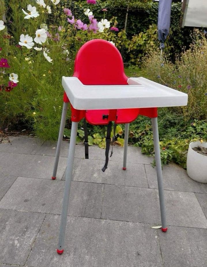 Ikea Antilop kinderstoel met eetblad en gordel, Ophalen of Verzenden, Zo goed als nieuw, Overige typen, Afneembaar eetblad