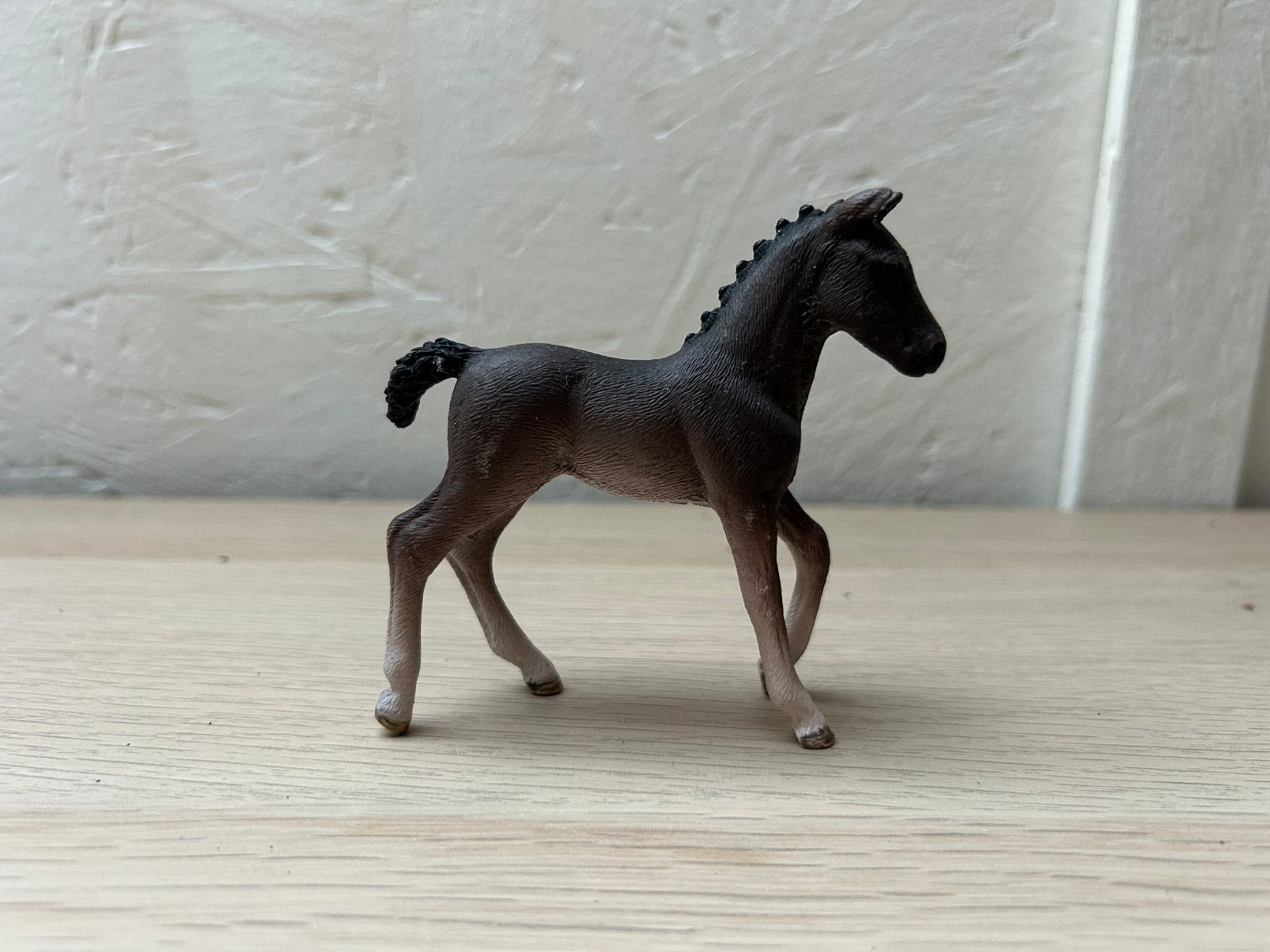 Schleich hannoveraan veulen, Ophalen of Verzenden, Zo goed als nieuw, Paard, Beeldje of Figuurtje