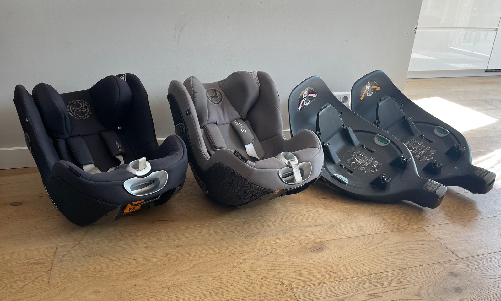 2x Cybex Autostoel met 2x Cybex ISOFIX, Verstelbare rugleuning, Gebruikt, Isofix, Ophalen