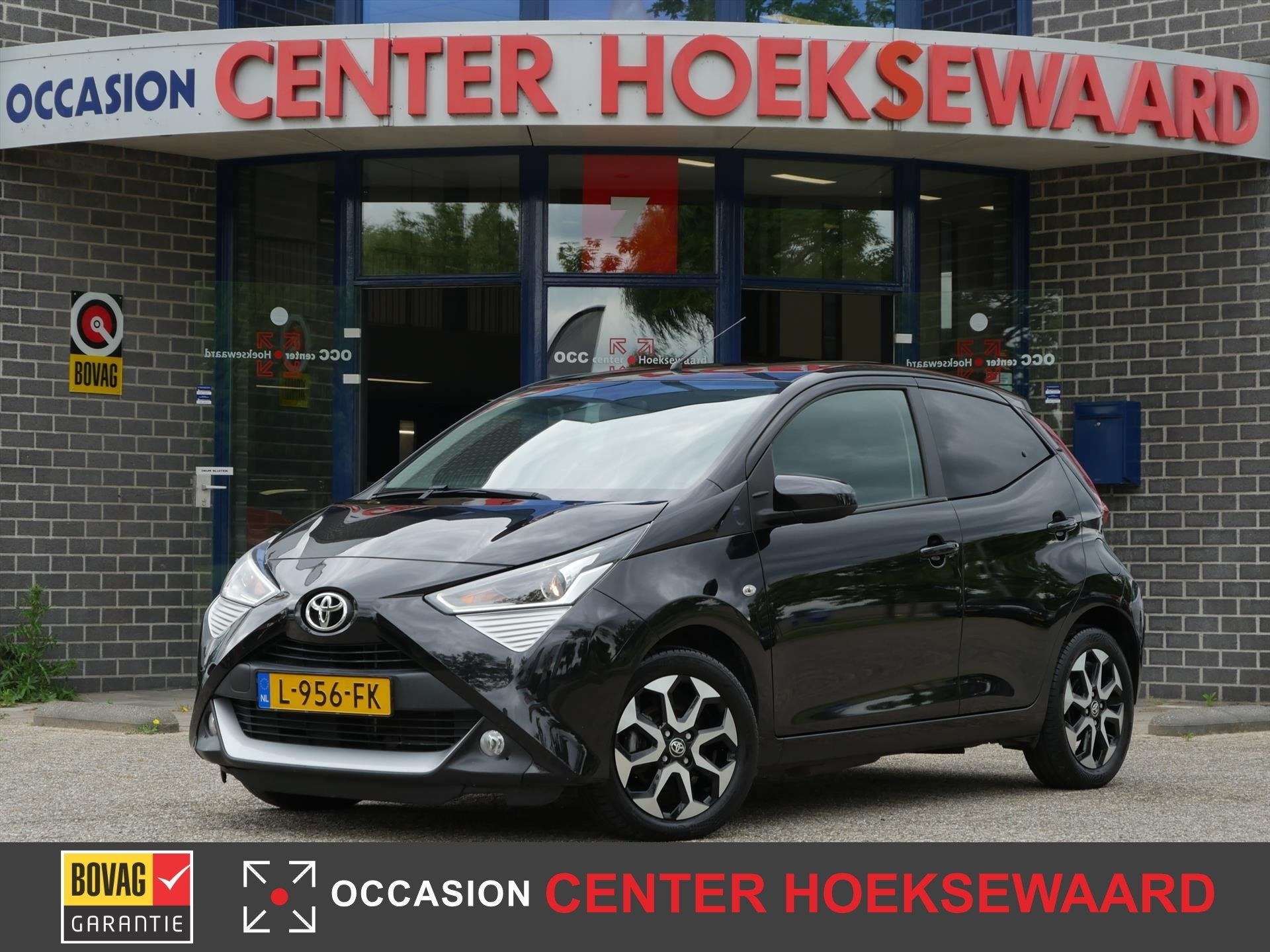 TOYOTA Aygo 1.0 VVT-i 72pk 5D X-Cite | Camera | CarPlay | Le, 12 maanden, Stof, Gebruikt, Zwart