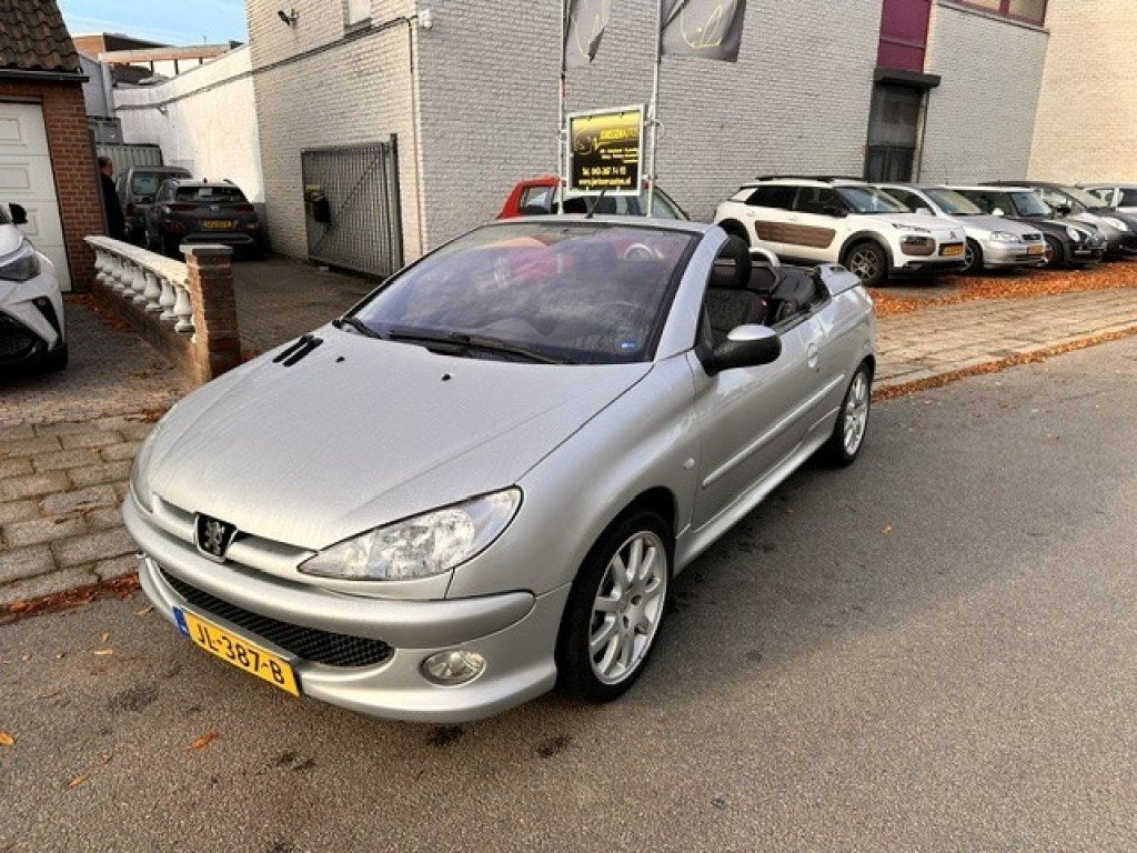 Peugeot 206, Auto's, Voorwielaandrijving, Gebruikt, 4 cilinders, Cabriolet