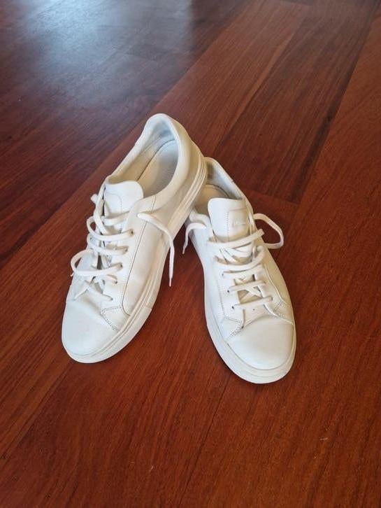 Massimo Dutti leren sneakers maat 44 zgan, Ophalen of Verzenden, Zo goed als nieuw, Wit