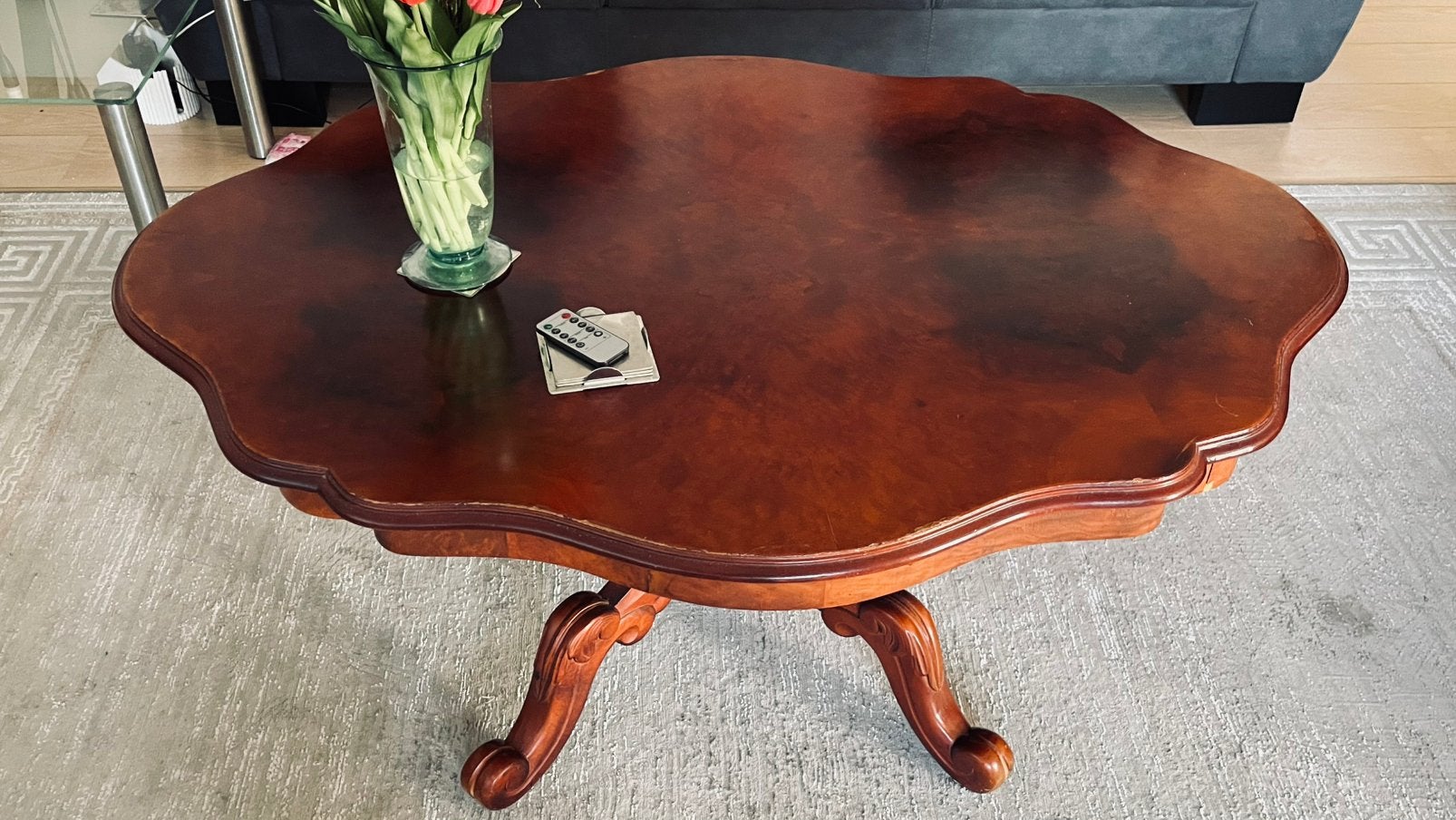 Salontafel   antiek  wortelnoten, Ophalen