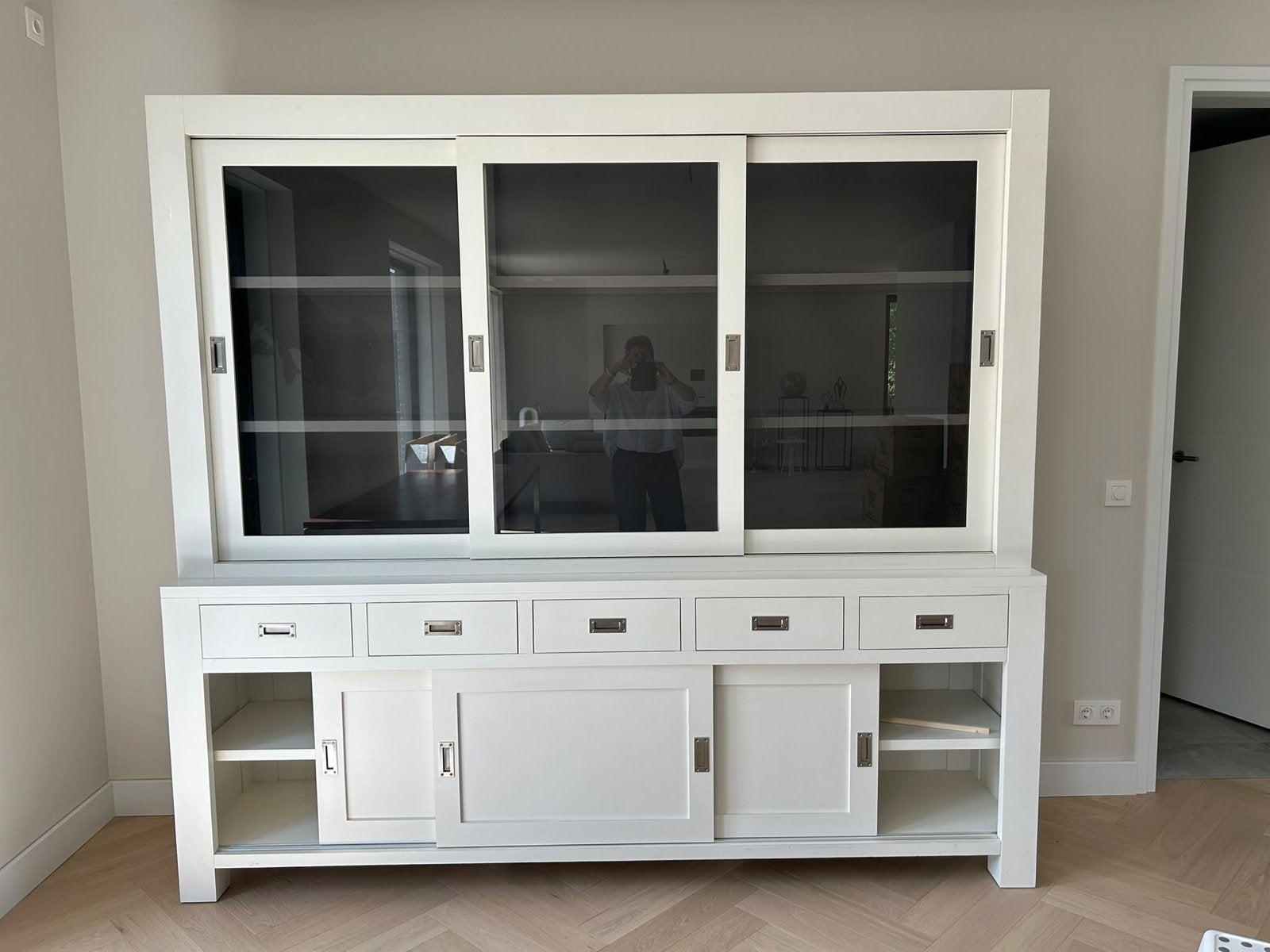 Witte houten servieskast, Ophalen, Gebruikt, 200 cm of meer, Met lade(s)