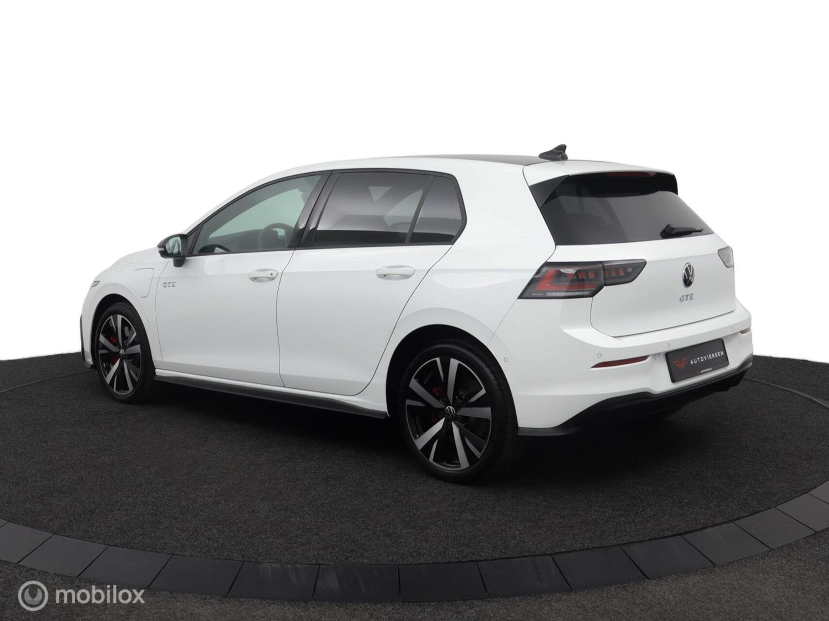 Volkswagen Golf GTE | 360cam |Adapt. Cruise | Stoel-Stuurver, Stof, Zwart, Overige carrosserieën, Wit