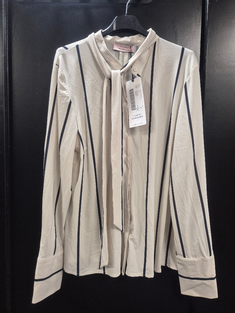 Roomwitte blouse van Studio Anneloes - m, Maat 38/40 (M), Studio Anneloes, Wit, Nieuw