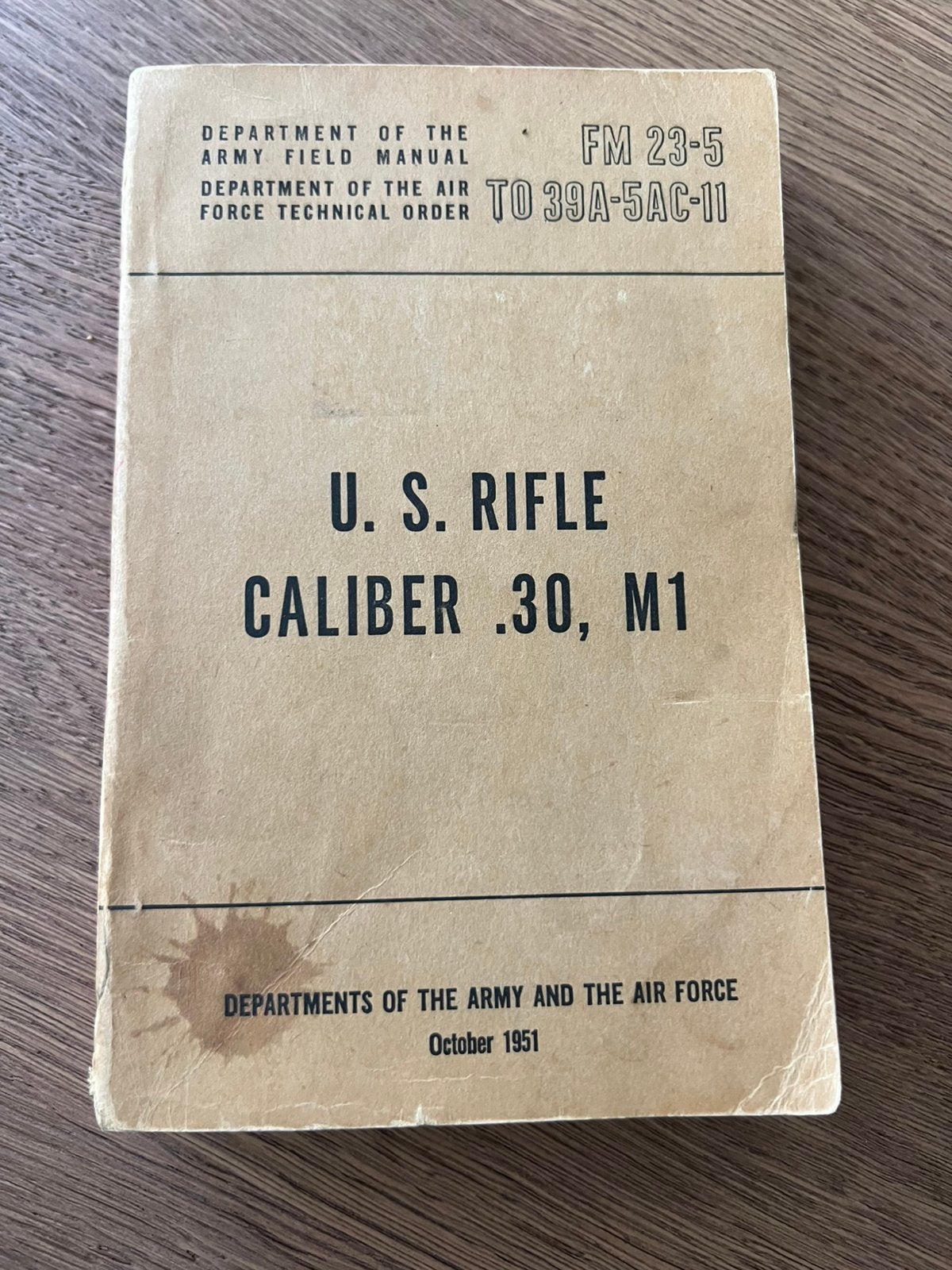 WO2 Amerikaans M1 Garand Rifle techisch voorschrift 1951, Verzamelen, Amerika, Verzenden, Boek of Tijdschrift