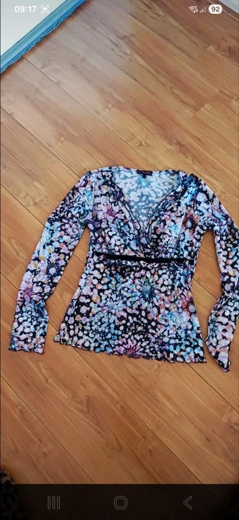 Bellissima mooi gekleurde iets doorzichtig longsleeve met mo, Kleding | Dames, Maat 38/40 (M), Overige kleuren, Ophalen of Verzenden