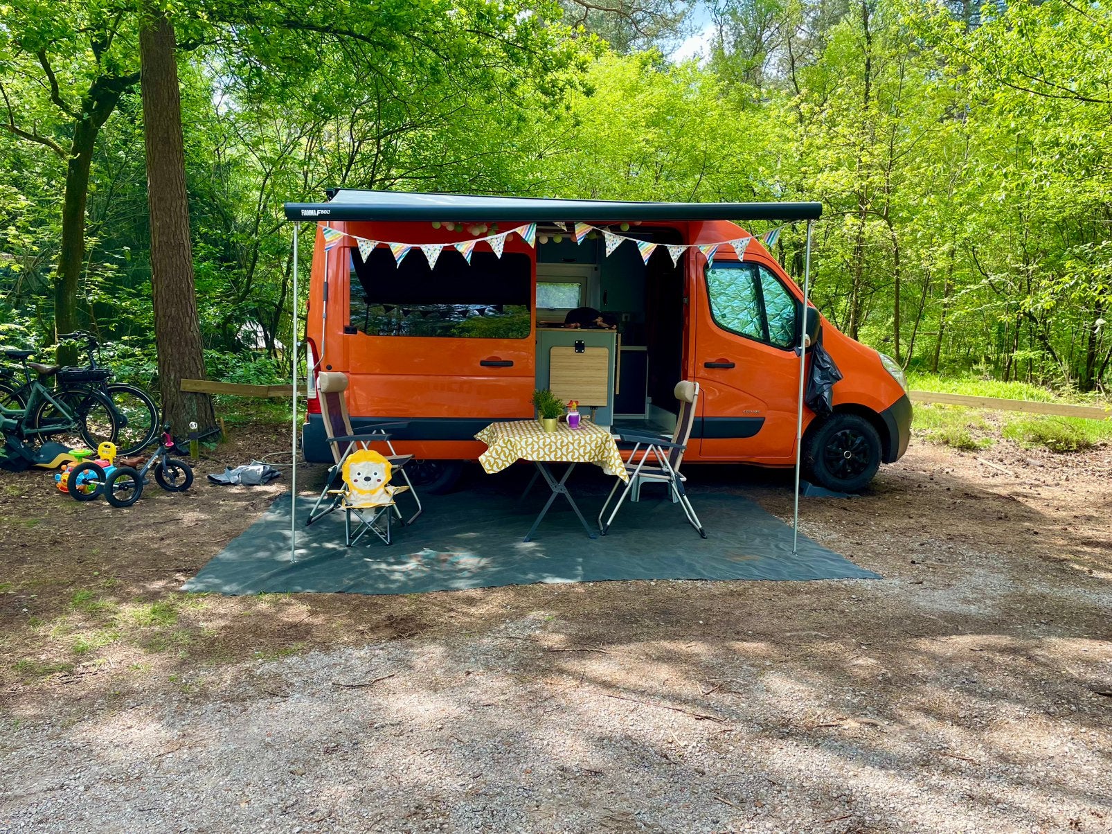 Opel movano offgrid L2H2 camperbus compleet en betrouwbaar, Chemisch toilet, Boiler, Particulier, 4 tot 5 meter