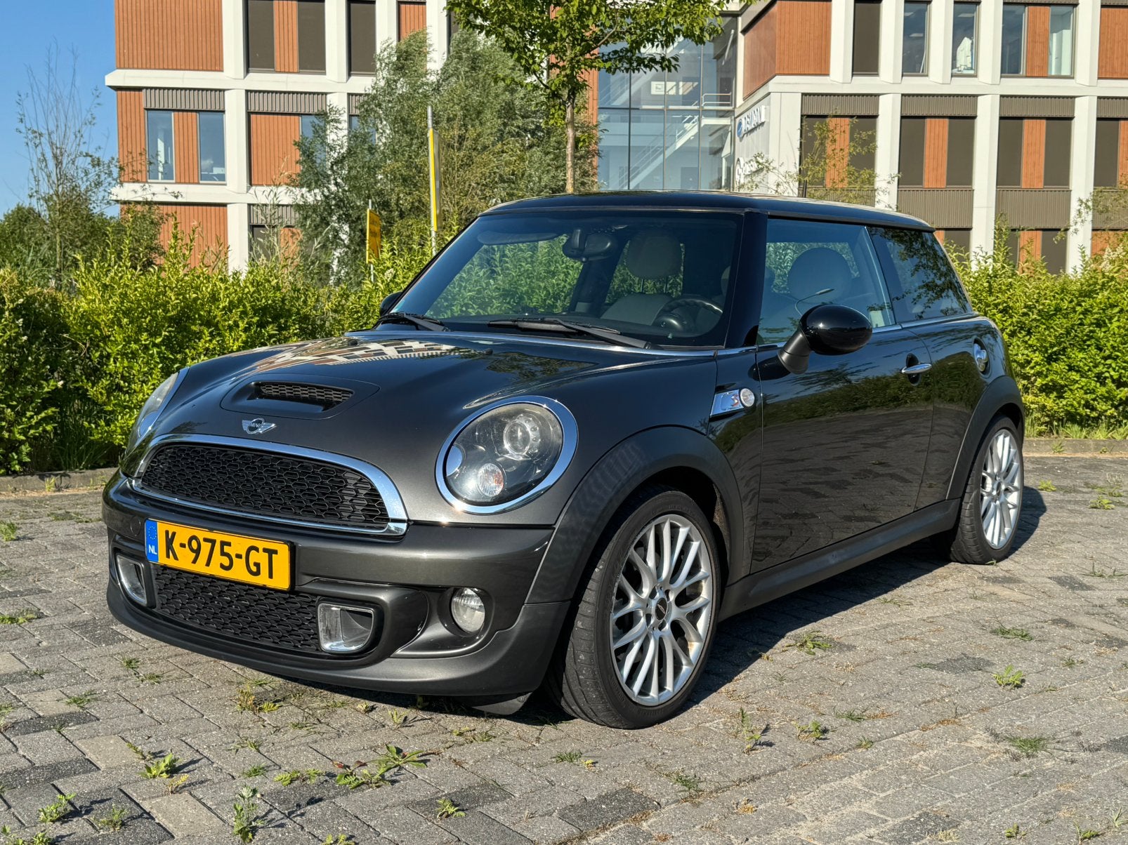 Mini 1.6 Cooper S Pepper 2010 met veel leuke opties