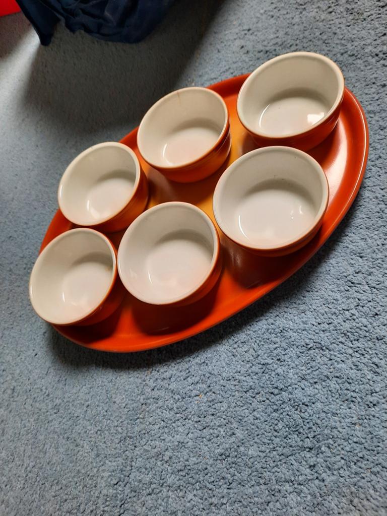 Plateau met 6 bakjes, Ophalen