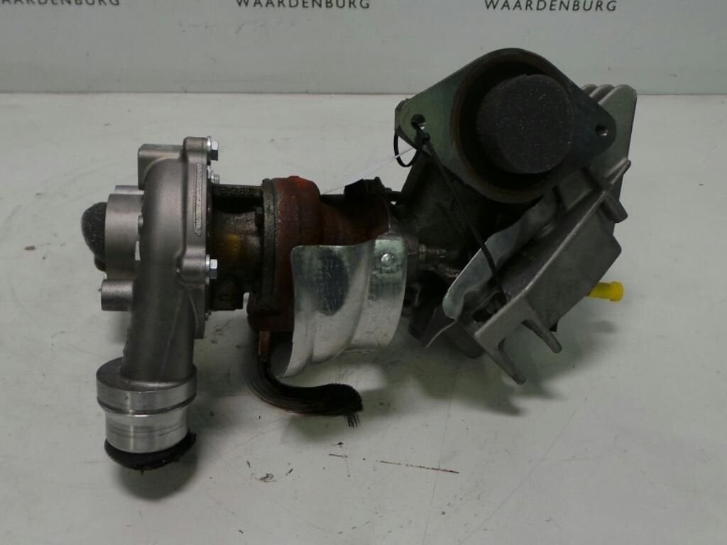 RENAULT CLIO TURBO 2013, Ophalen of Verzenden, Gebruikt, Stiba lid