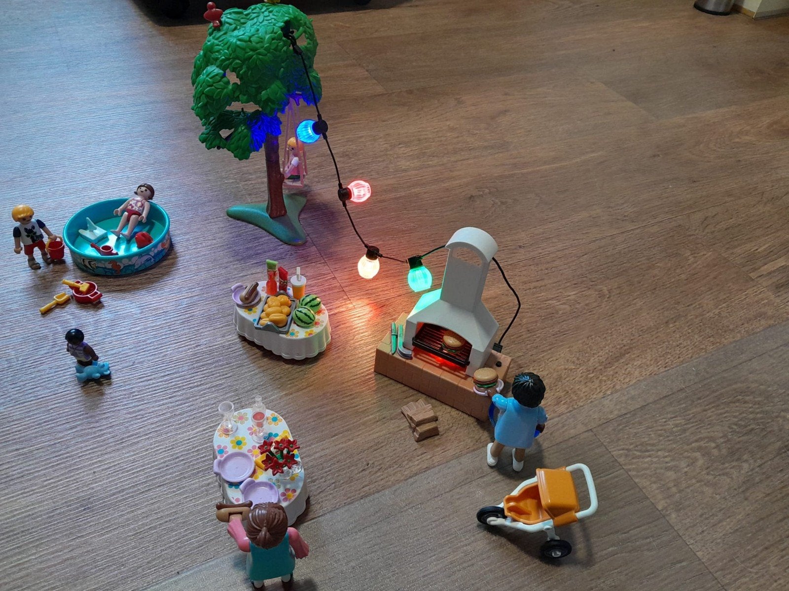 Playmobil City Life Familie Feest met BBQ (9272), Kinderen en Baby's, Gebruikt, Overige typen, Ophalen of Verzenden, City life