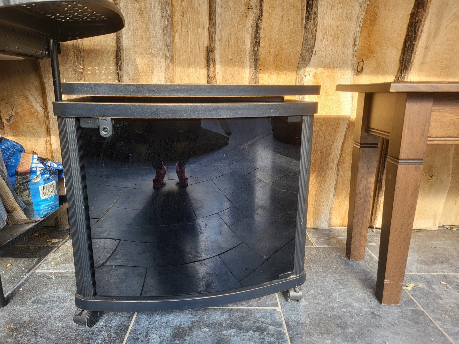 Zwart TV-meubel met draaiplateau en glazen deur, Gebruikt, Minder dan 100 cm, Glas, 50 tot 75 cm