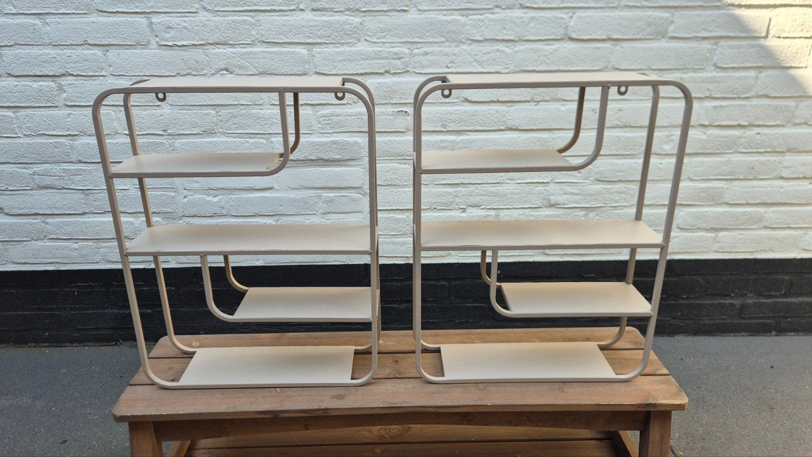 Set van 2  metalen wandplanken wandrek rekje, Huis en Inrichting, Woonaccessoires | Wandplanken en Boekenplanken, Ophalen of Verzenden