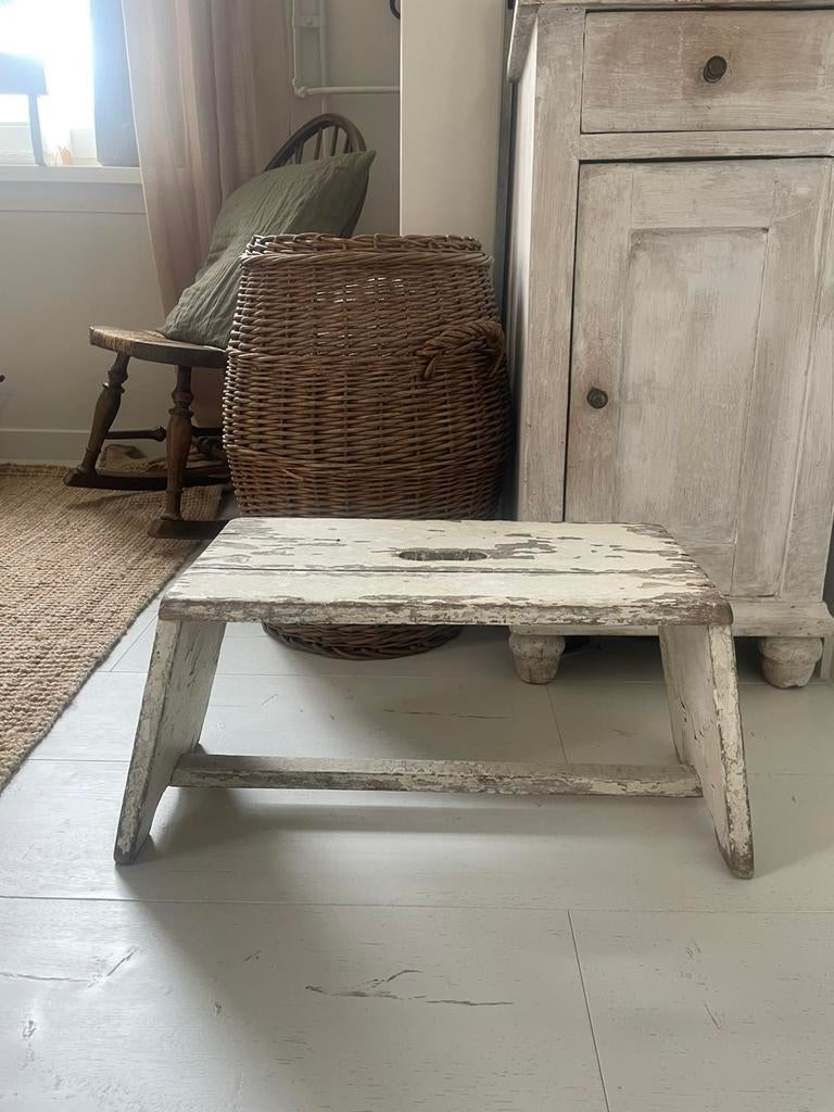 Brocante opstapje krukje, Ophalen of Verzenden, Zo goed als nieuw, Hout