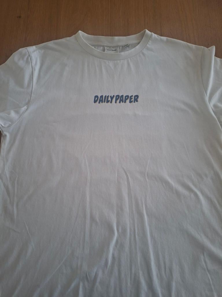 Daily Paper T-shirt met meertalige opdruk - Maat L, Maat 52/54 (L), Wit, Ophalen of Verzenden, Zo goed als nieuw