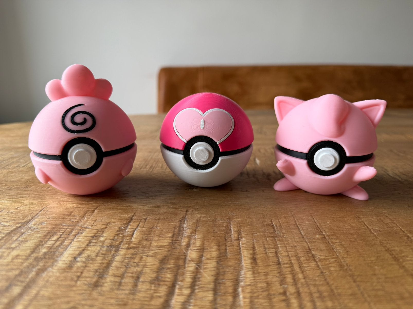 Pokemon Igglybuff Love ball Jigglypuff pokeball set Op=Op, Verzamelen, Poppetjes en Figuurtjes, Ophalen of Verzenden, Nieuw