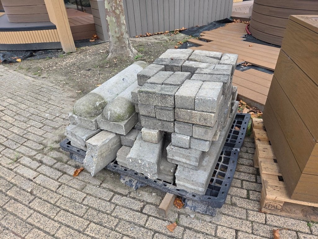 Stenen (gratis af te halen), Tuin en Terras, Ophalen, Gebruikt, Beton, Klinkers