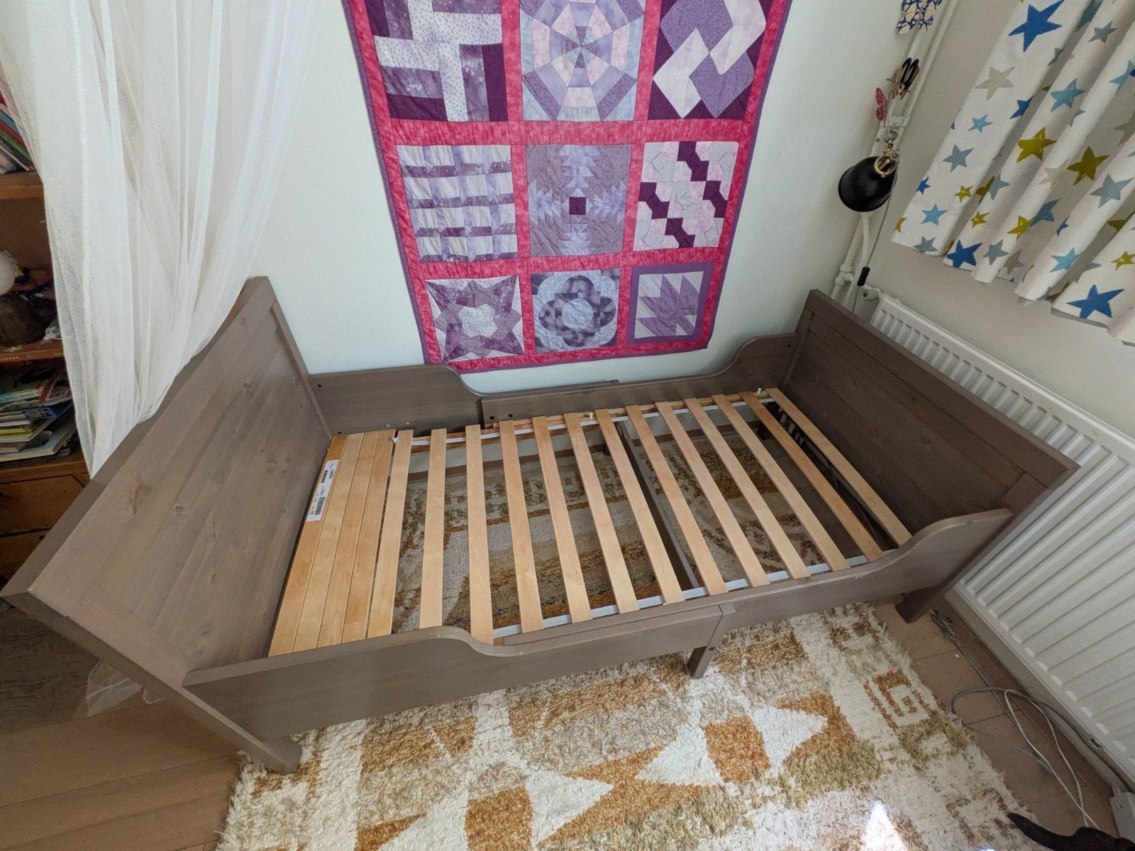 IKEA Sundvik meegroei kinderbed (gijsbruin), Ophalen, Eenpersoons, 80 cm, 200 cm