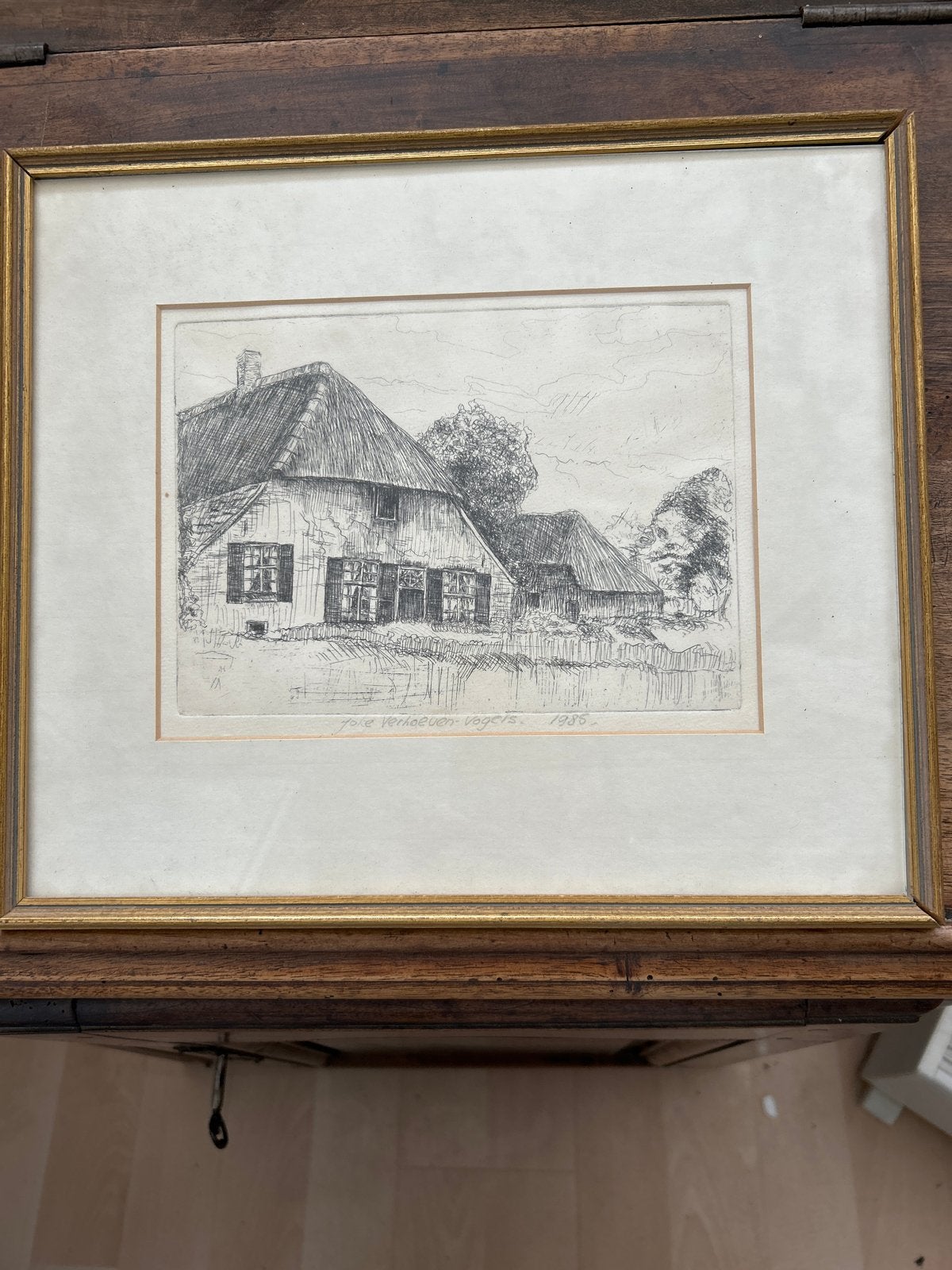 Ets van Joke Verhoeven-Vogels - Boerderijlandschap 1985, Ophalen of Verzenden, Gesigneerd, Landschap, 1950 - 1999