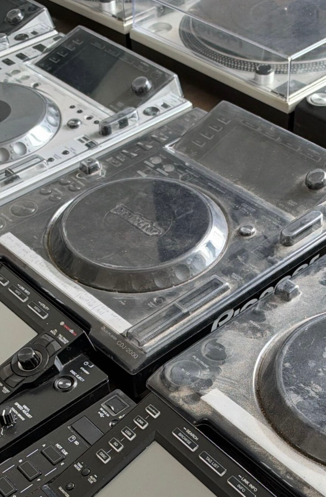 Gezocht: Defecte Pioneer DJ Gear DJM CDJ XDJ 2000 RX 2 3, Ophalen, Zo goed als nieuw, Pioneer