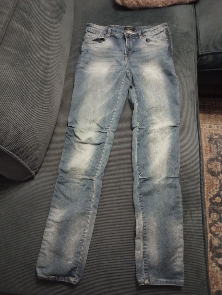 Spijkerbroek maat 40 met glitters, Blauw, Pescara, Ophalen of Verzenden, Zo goed als nieuw