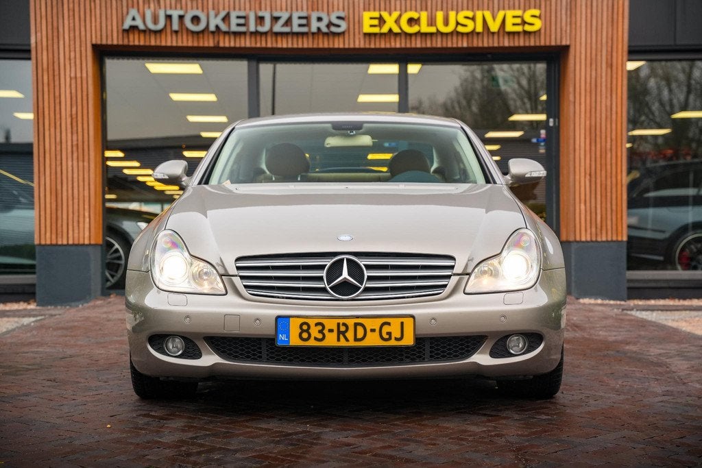 Mercedes-Benz CLS-klasse 350 Engine Broken! AMG 18"wielen Le, Auto's, Automaat, Achterwielaandrijving, Gebruikt, 4 stoelen