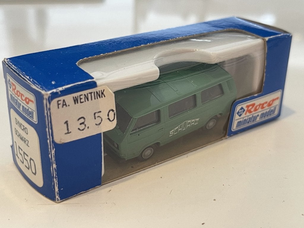 Roco 1550 VW Transporter Schwarz Bau in verpakking, Ophalen of Verzenden, Zo goed als nieuw, Auto, Roco