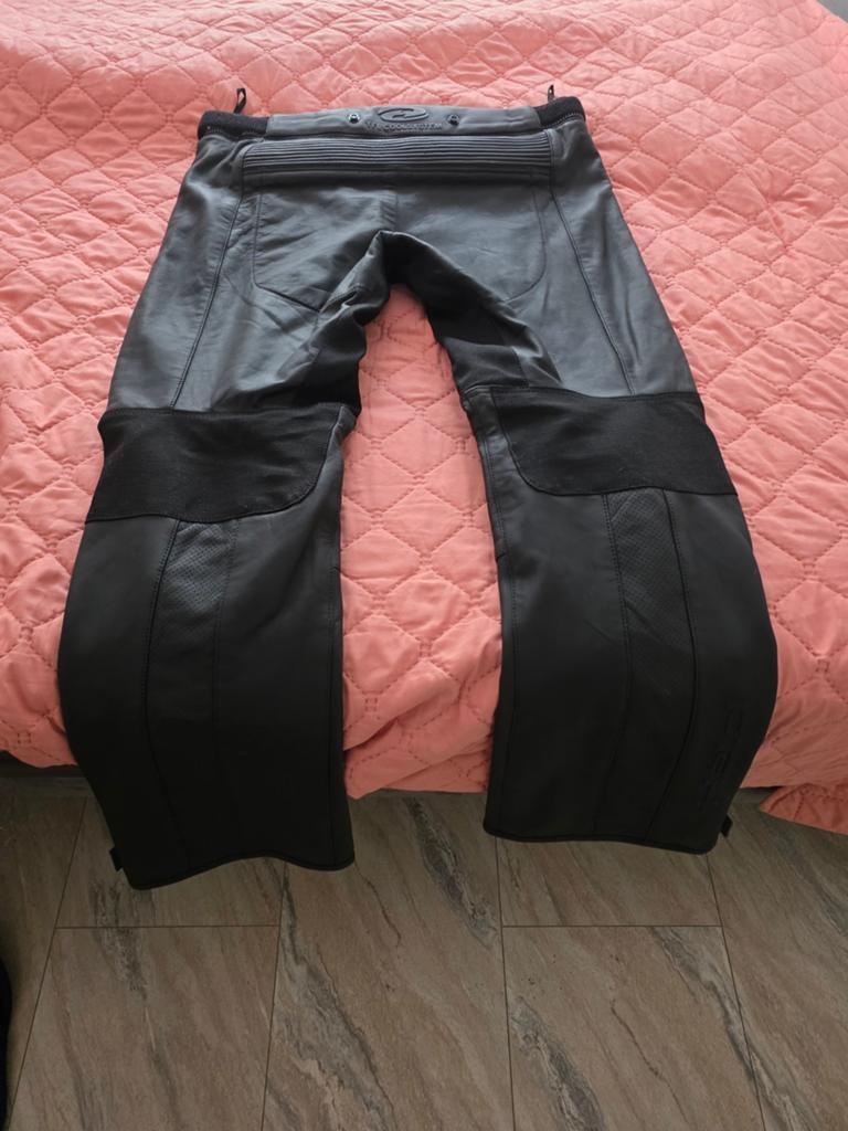 Held motorbroek leer, maat 3XL 62, Motoren, Kleding | Motorkleding, Held, Broek | leer, Heren, Ophalen of Verzenden