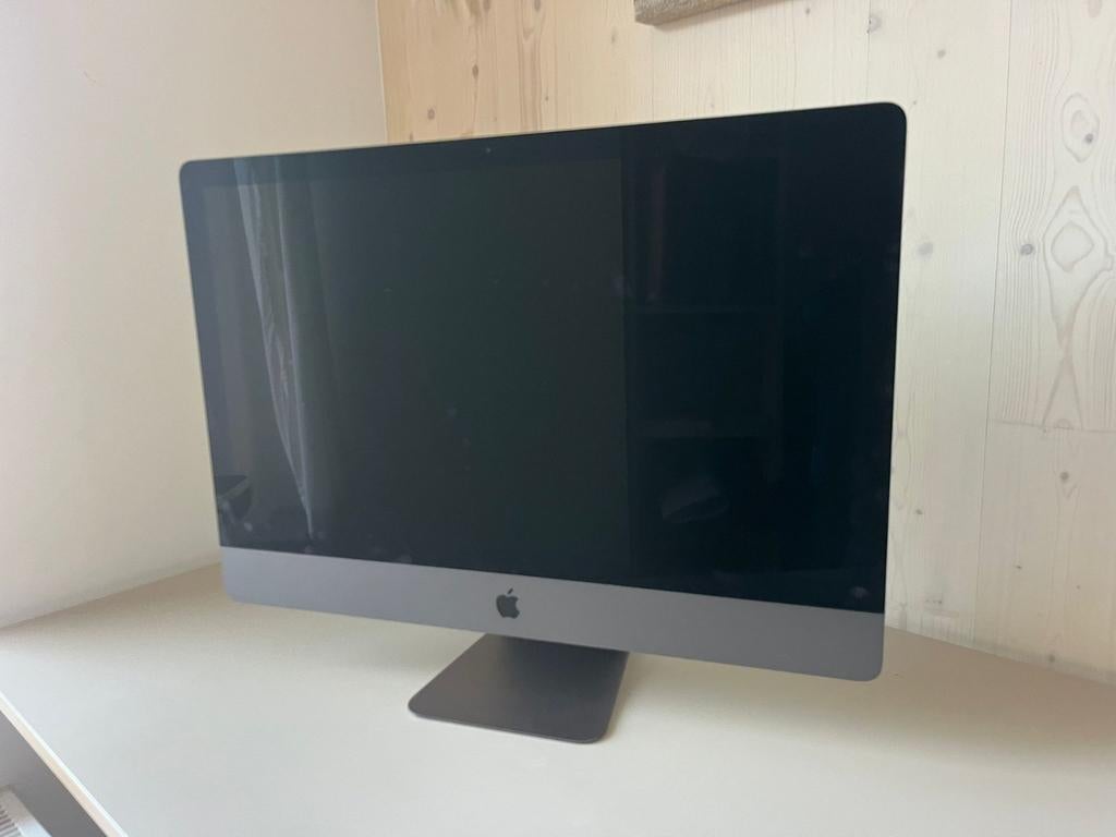 iMac Pro 2017, 27", Computers en Software, Apple Desktops, SSD, IMac, Ophalen of Verzenden, Zo goed als nieuw