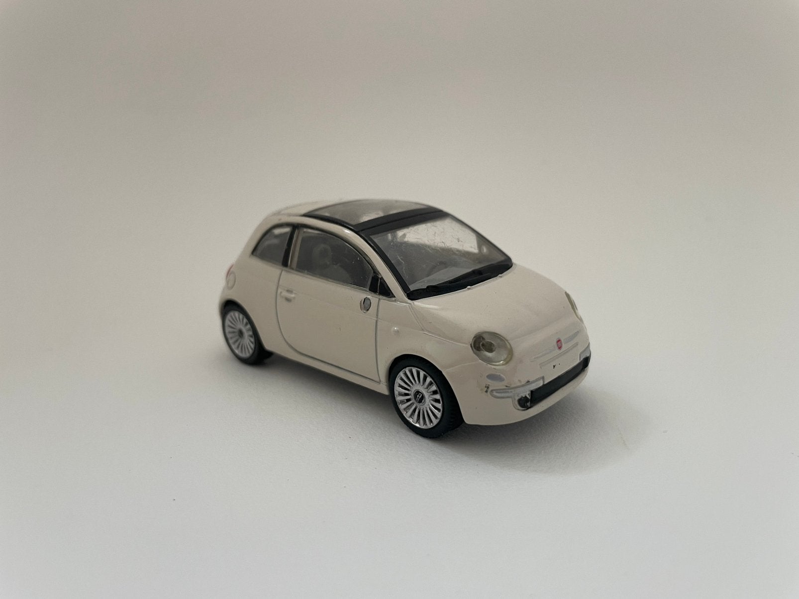 model Fiat 500 crème wit Newray 1/43, Hobby en Vrije tijd, Modelauto's | 1:43, Gebruikt, Auto, Ophalen of Verzenden