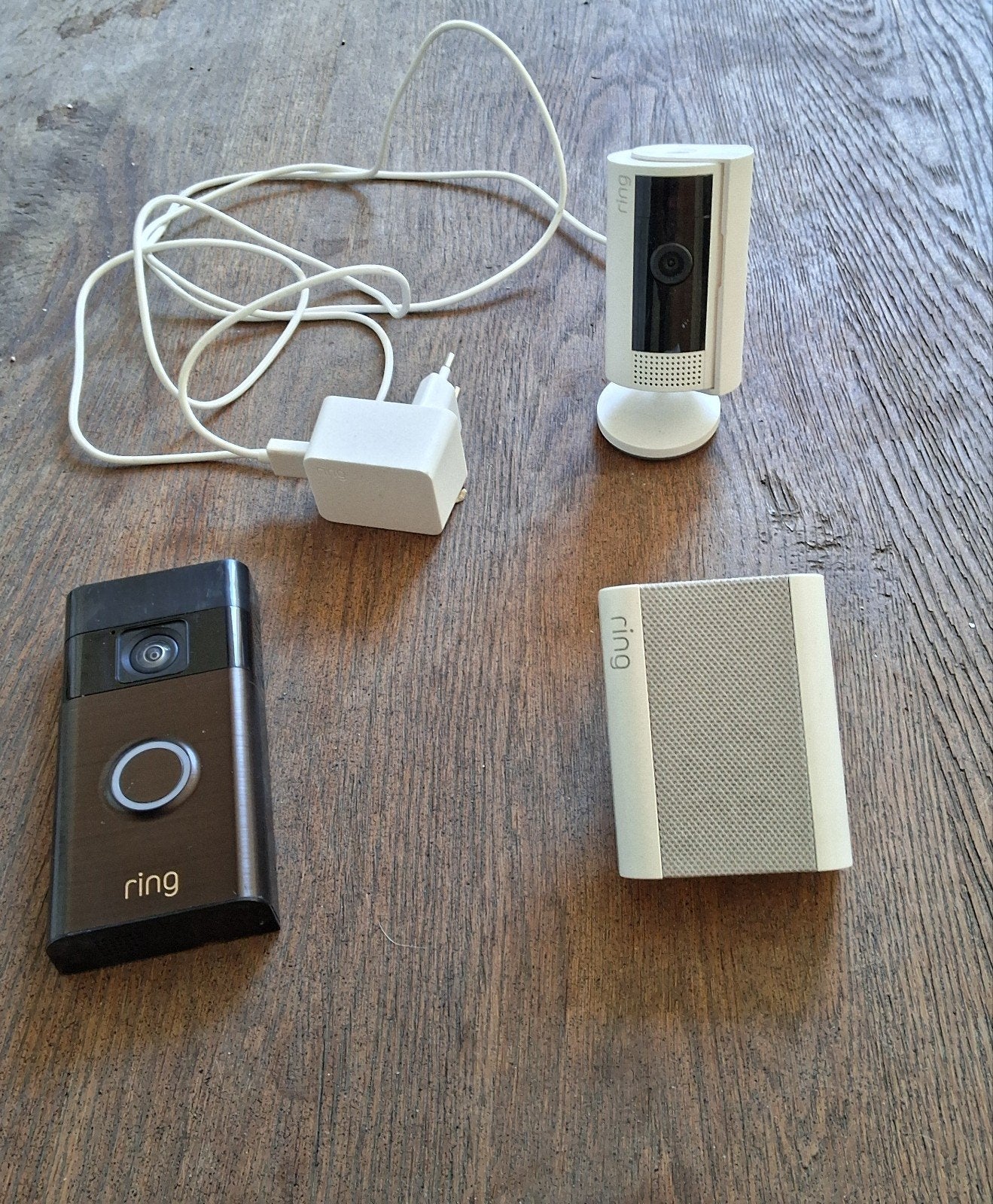 Ring Video Deurbel, Ring Indoor Cam en Chime Pro, Audio, Tv en Foto, Ophalen of Verzenden, Zo goed als nieuw, Binnencamera