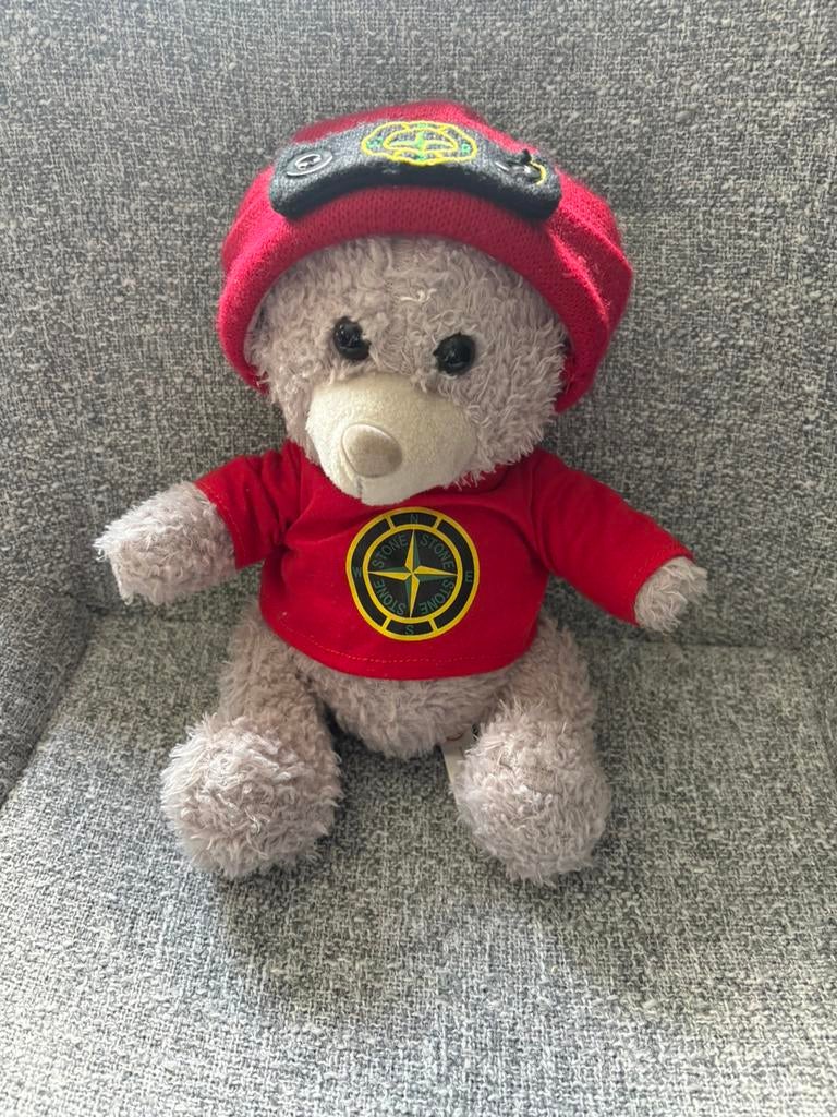 Stone Island knuffelbeer, Kinderen en Baby's, Speelgoed | Knuffels en Pluche, Ophalen of Verzenden, Beer
