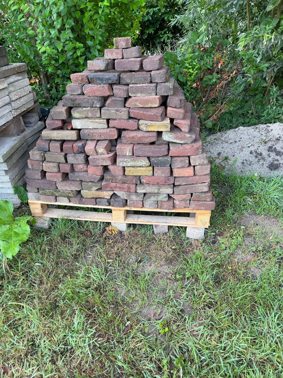 Gebruikte oud gebakken Waaltjes voor tuin of oprit, Doe-het-zelf en Verbouw, Tegels, Overige materialen, Gebruikt, 20 tot 40 cm