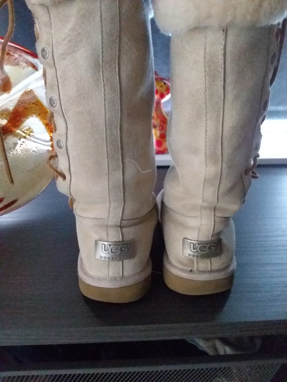 te koop mooie uggs, Kleding | Dames, Schoenen, Hoge laarzen, Beige, Ophalen of Verzenden, Zo goed als nieuw