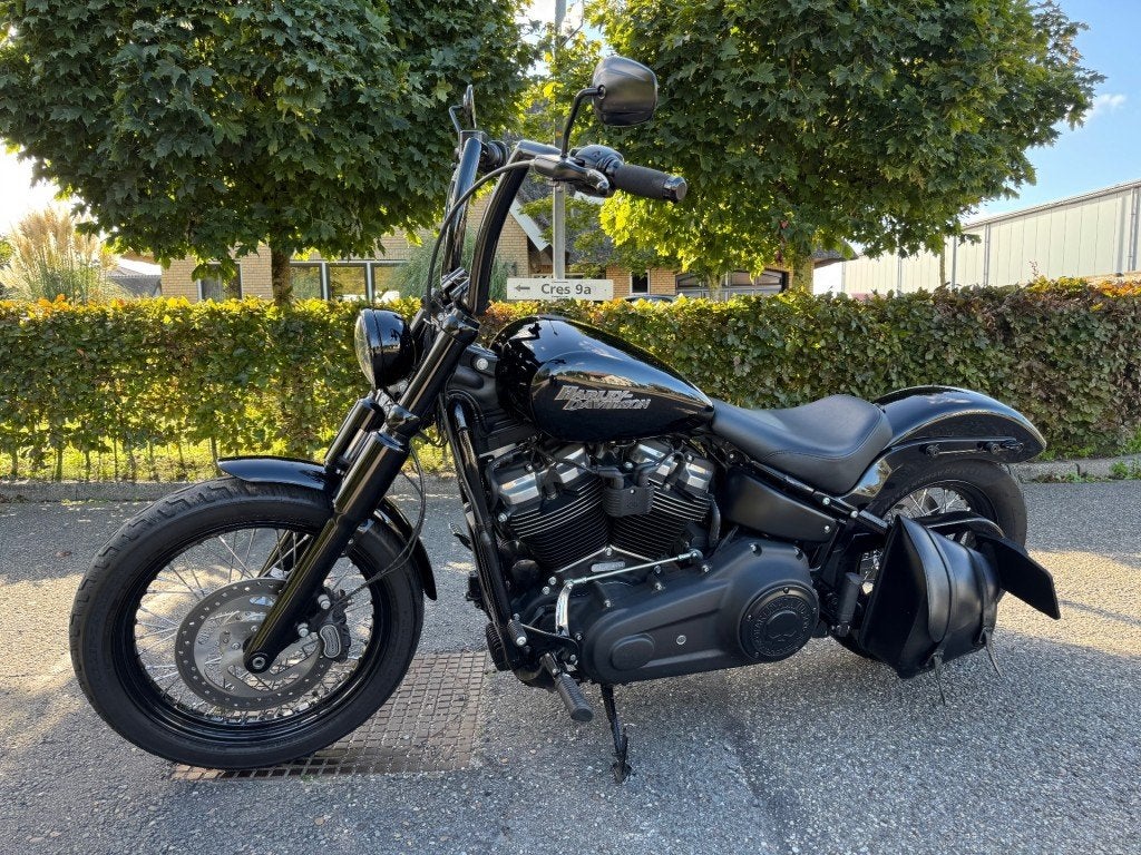 Harley-davidson softail street bob streetbob (5HD), Motoren, Bedrijf, Overig, Customerservice@harley-davidson.com, 3700 W. Juneau Avenue, Milwaukee, WI 53208, USA