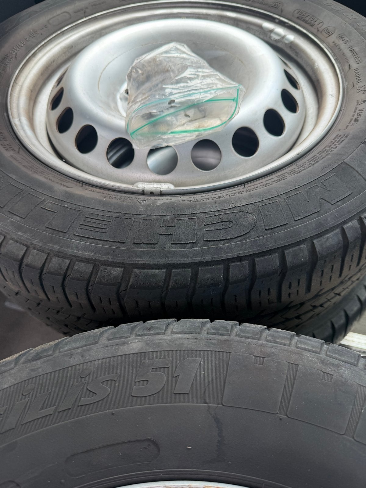 Michelin Agilis 51 215/65 R16C banden met velgen, Ophalen, 16 inch, Banden en Velgen, Zomerbanden