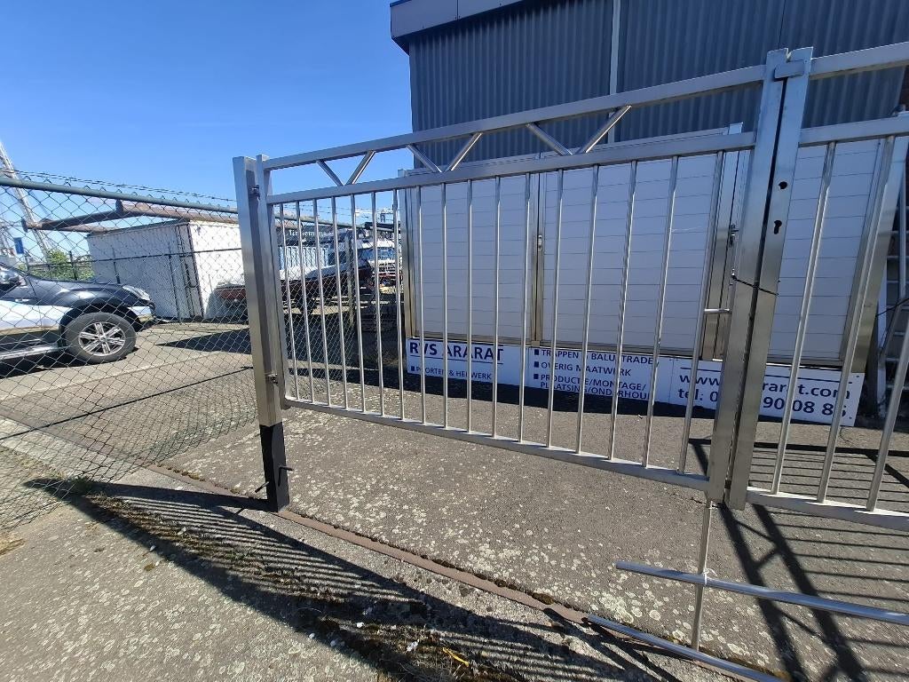 RVS Hekwerk met Poort (RVS Ararat Showmodel Te Koop), Tuin en Terras, Tuinhekken en Hekwerk, Ophalen, Met poort, Overige typen