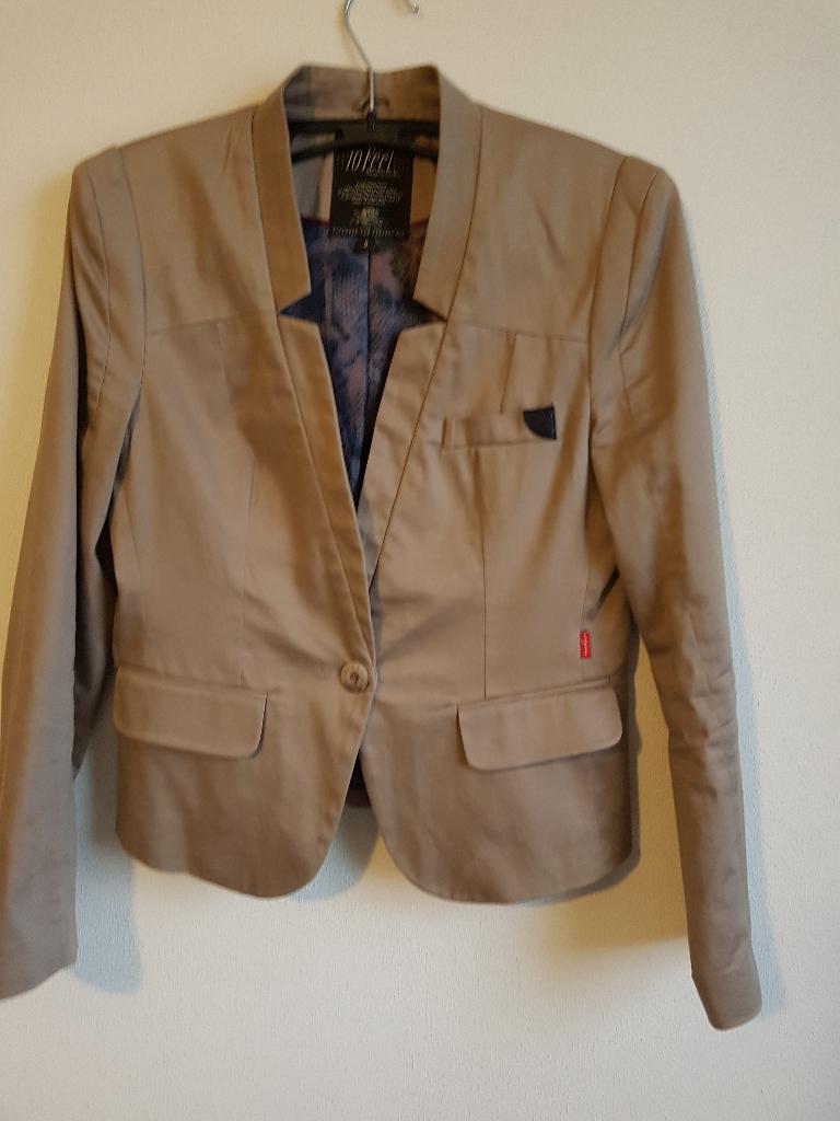 10 Feet dames jasje maat S., Maat 38/40 (M), 10 Feet, Beige, Ophalen of Verzenden