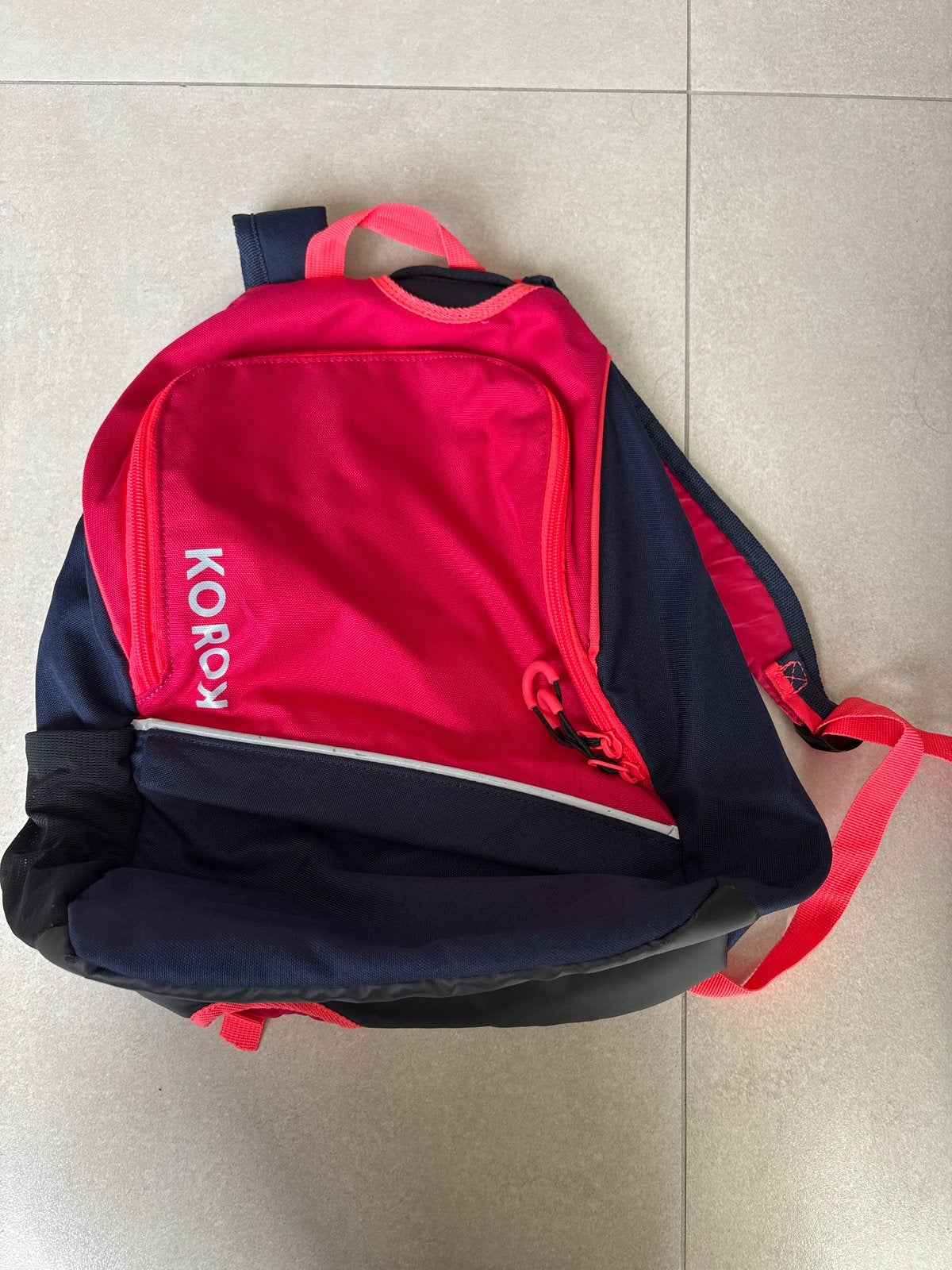 Korok hockeytas roze/blauw. Zo goed als nieuw!, Sieraden, Tassen en Uiterlijk, Overige merken, Gebruikt, 25 tot 40 cm, Ophalen of Verzenden