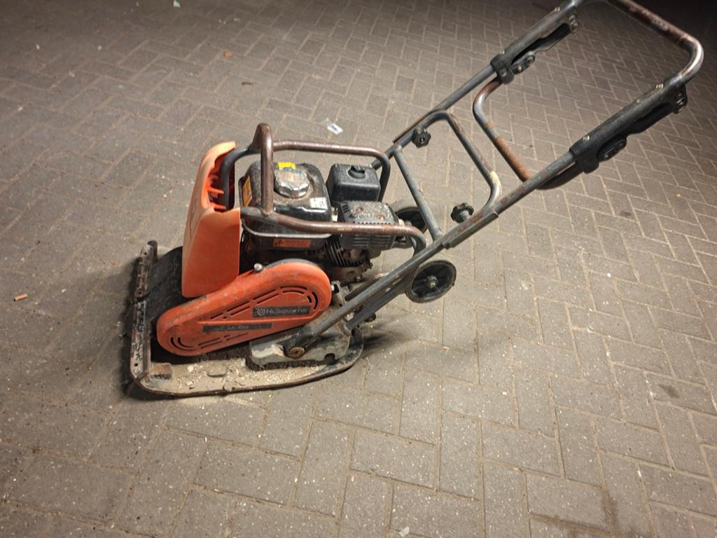 Trilplaat Wacker Neuson WP 1030, Tuin en Terras, Ophalen