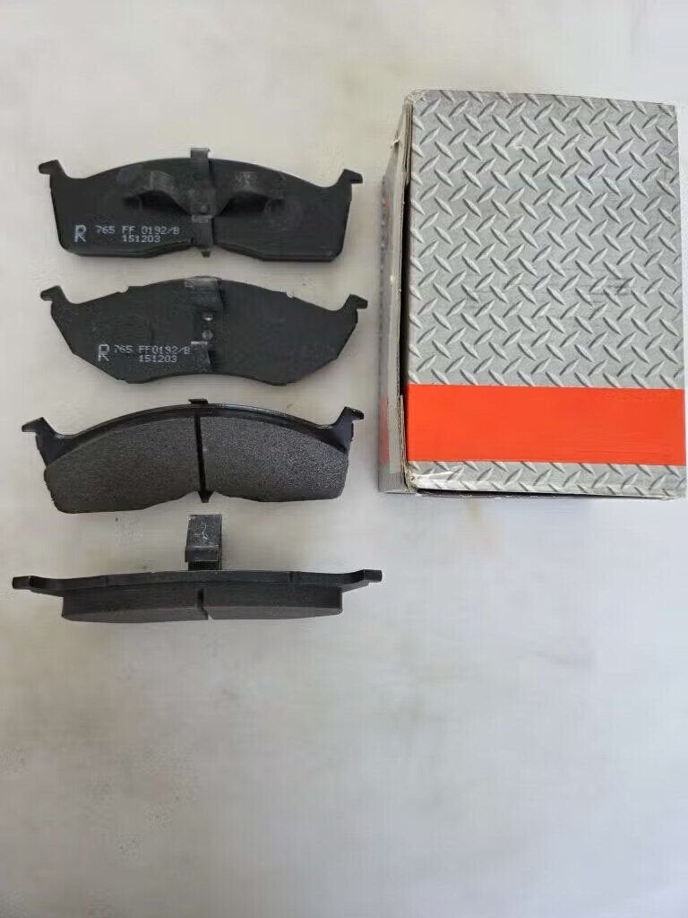 Set Remblokken Chrysler Neon Vision Voyager, Chrysler, -, -, Nieuw